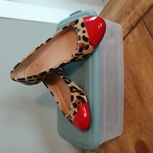 KATE SPADE "Terry" flats Size 9.5